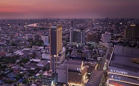 Hilton Garden Inn Bangkok Riverside